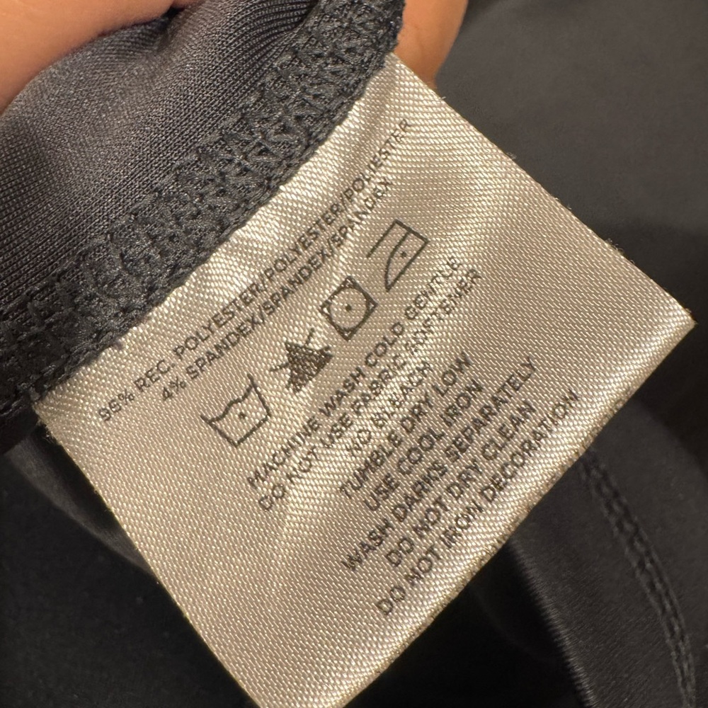 Zusa‎ Men's Medium 1/3 Zip Jacket Sweater Gray Recycled H2O Bottles - Picture 7 of 10